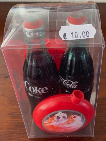45269-1 € 10,00 coca cola flesje, koelkast, moet om lampje.jpeg